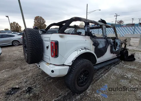 2023 Ford Bronco Wildtrak z USA, uszkodzony, nr VIN 1FMEE5DP6PLB45348